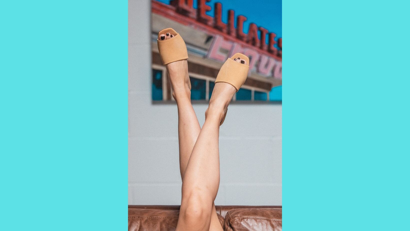 The Difference Between Mules vs Slides – Embassy London USA