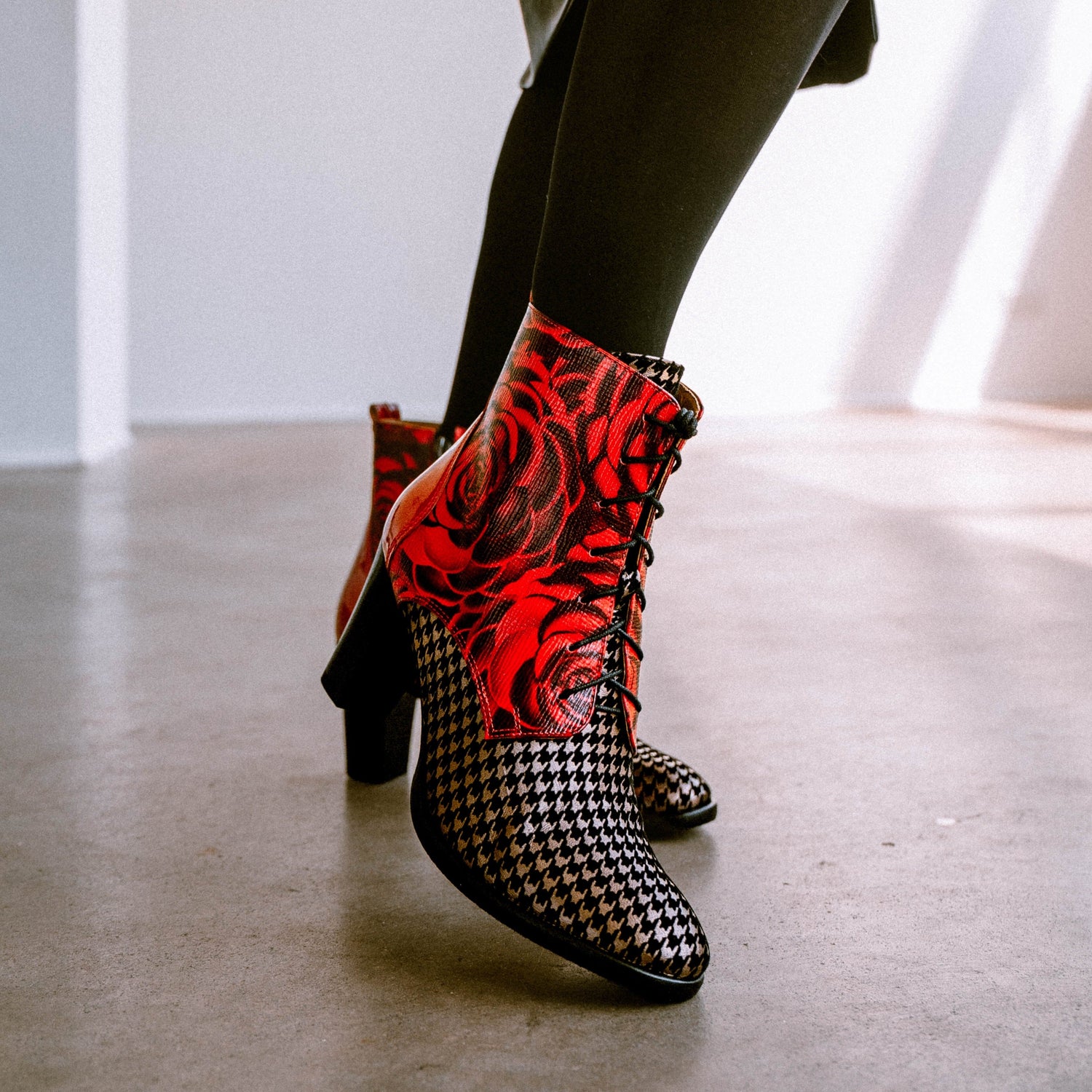 Merlin - Red Rose & Houndstooth Womens Ankle Boots Embassy London 