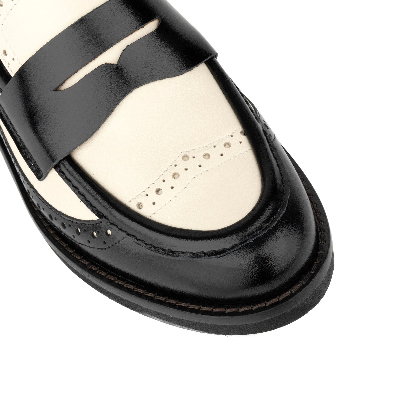 Angelina - Black & Cream Womens Loafers Embassy London 