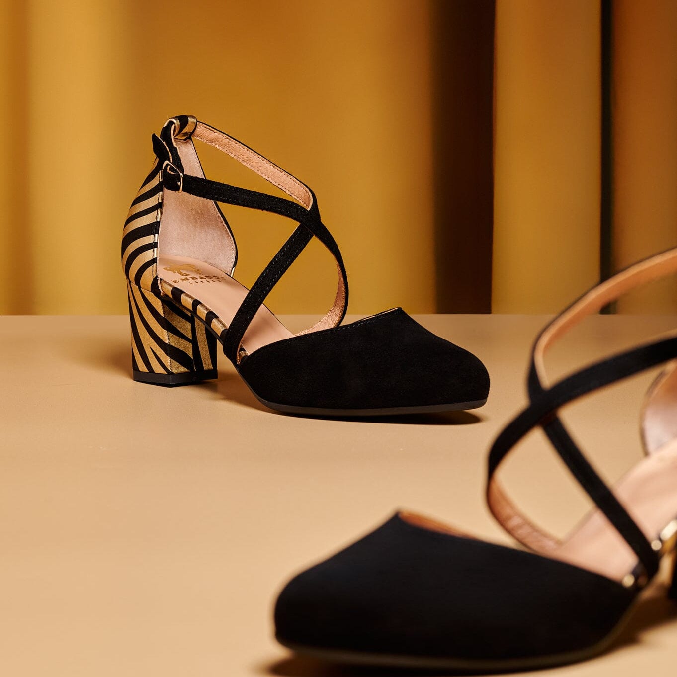 Dannii - Black & Gold Stripes Womens Heels Embassy London 